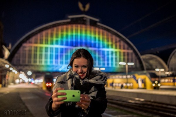 amsterdam-central-station-rainbow-1