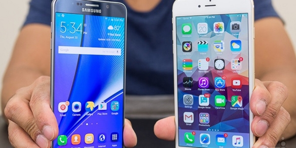 Samsung-Galaxy-Note5-vs-Apple-iPhone-6-Plus-TI (1)