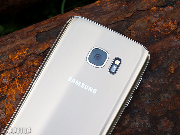Samsung-Galaxy-S7-Review-in-Farnet-04
