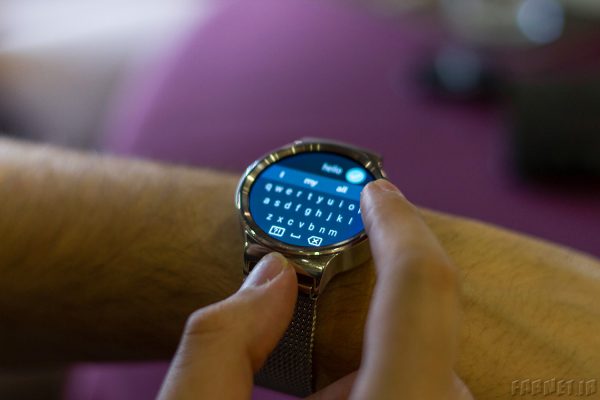 huawei-watch-review-keyboard