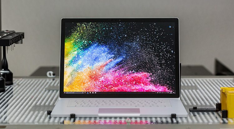 نسخه 128 گیگابایتی سرفیس بوک 2