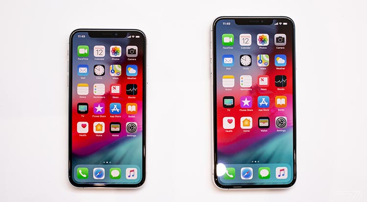 صفحهنمایش OLED برای آیفونهای