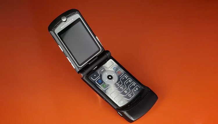 گوشی موتورولا RAZR