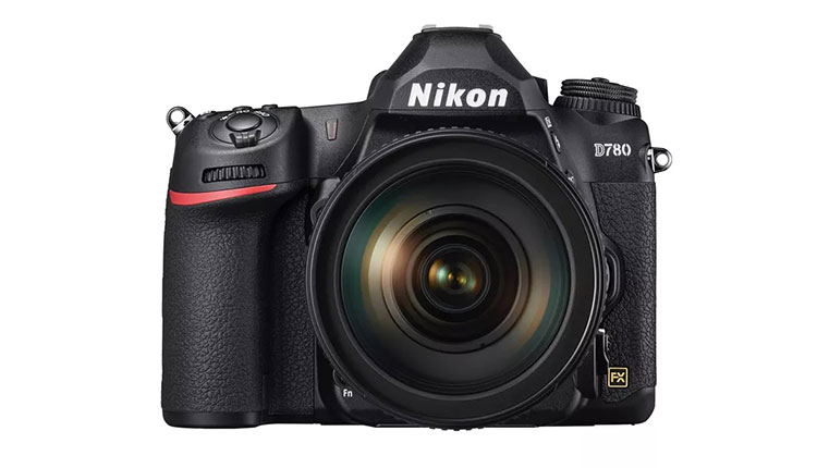 دوربین نیکون D780